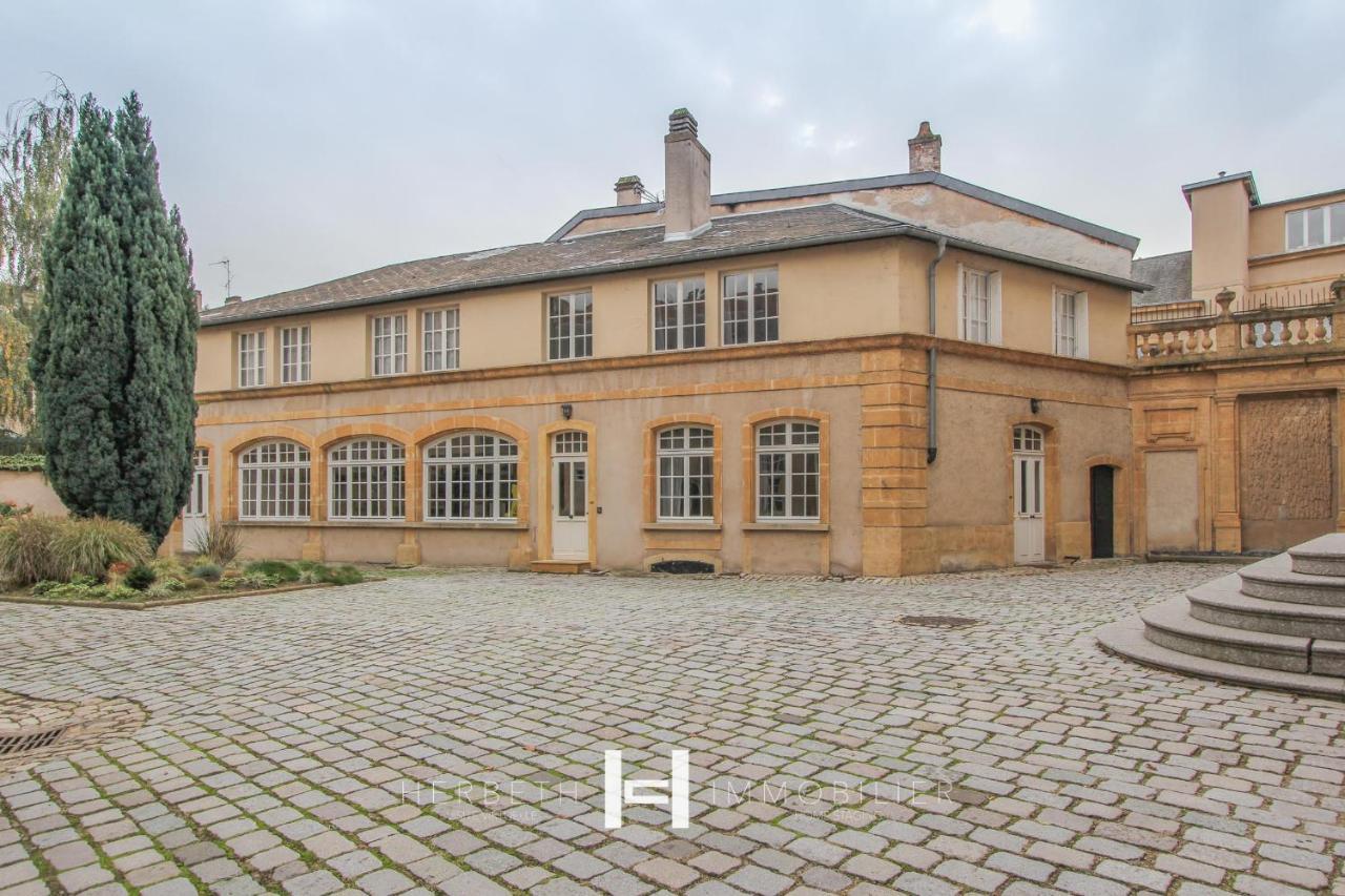 H-Bnb - Les Meubles Du 1 Bed & Breakfast Metz Dış mekan fotoğraf